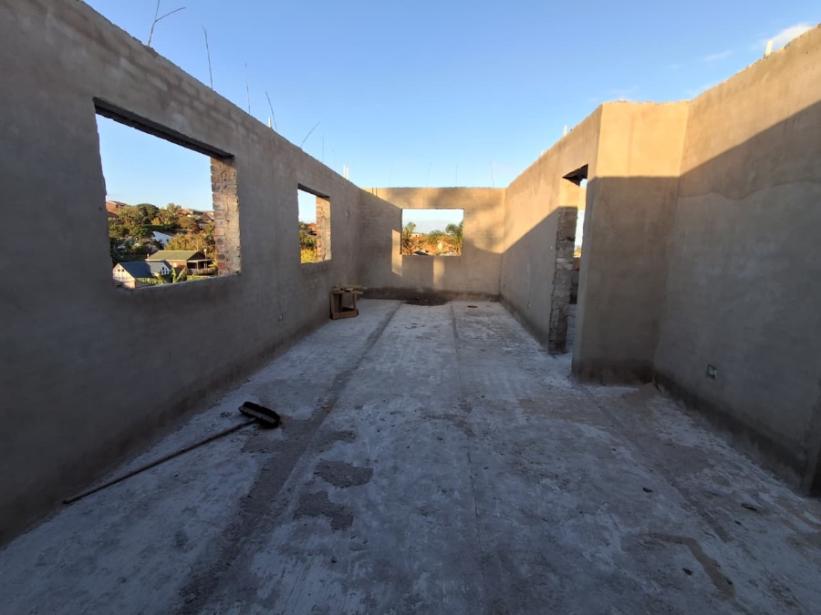 6 Bedroom Property for Sale in Sunrise On Sea Eastern Cape